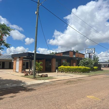 Abajaz Motel-Central-King Bed-Shaded Parking Longreach Exterior photo